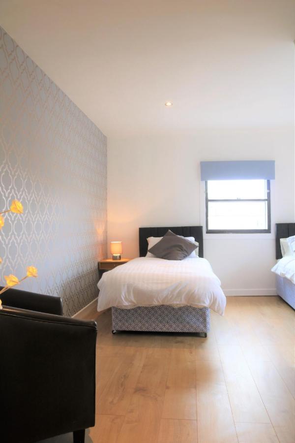 3 Bedroom City Centre Apartment In Lauriston Place *