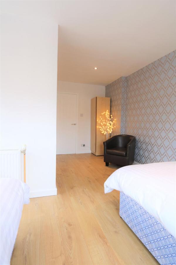 Apartment 3 Bedroom City Centre Apartment In Lauriston Place