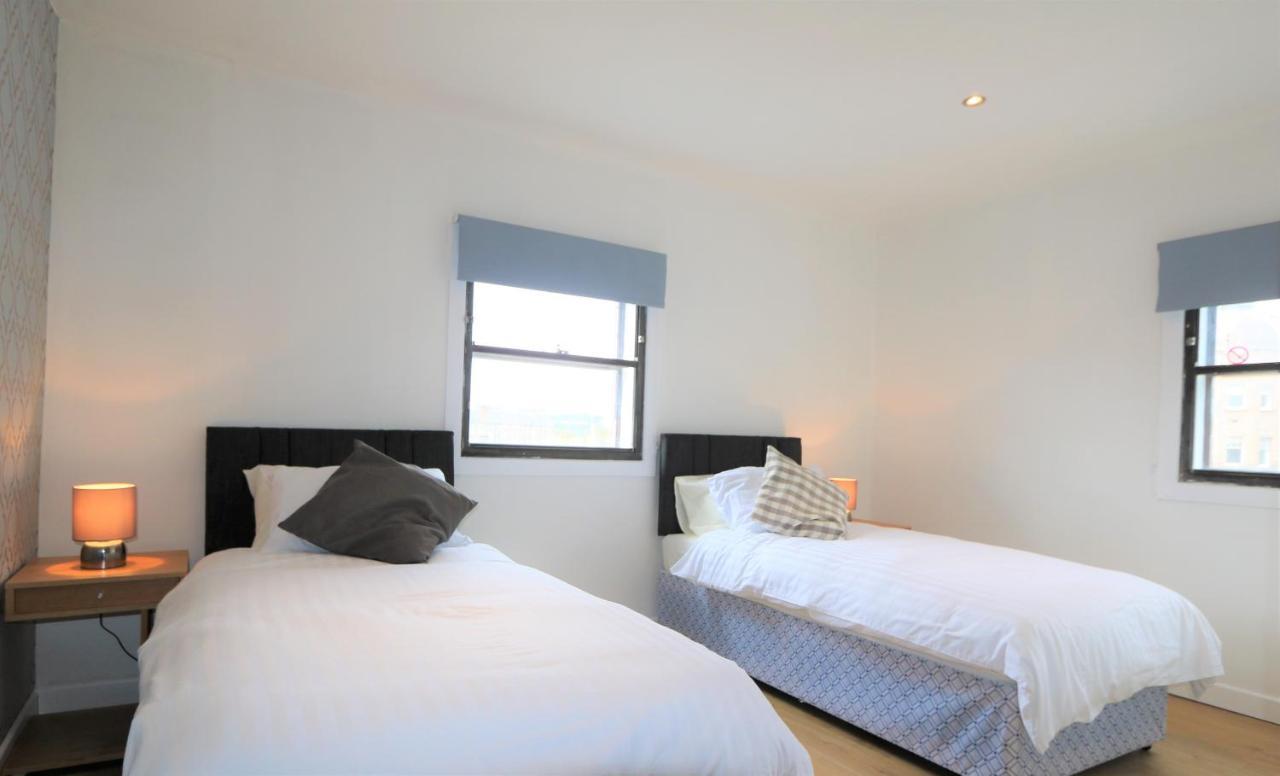 3 Bedroom City Centre Apartment In Lauriston Place Edinburgh
