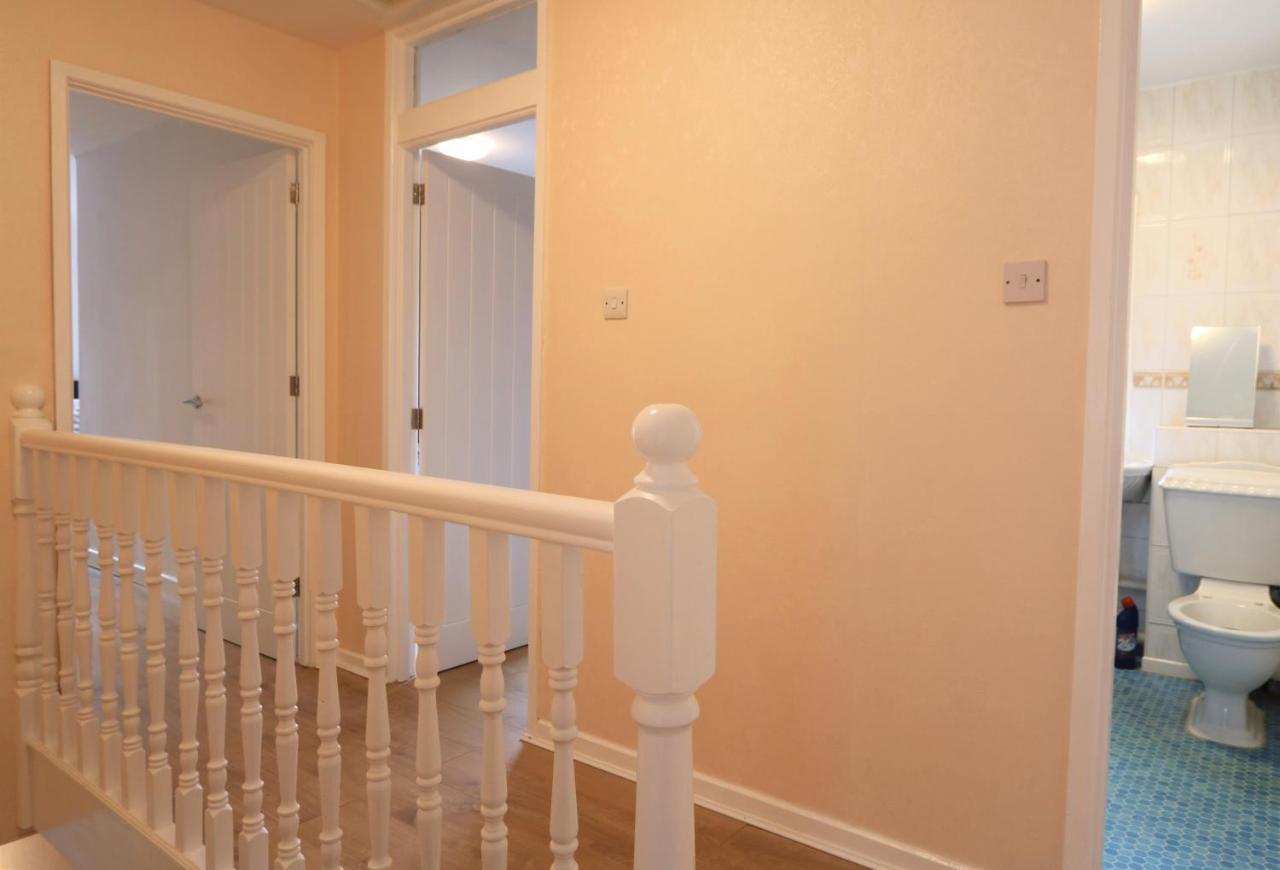 Apartment 3 Bedroom City Centre Apartment In Lauriston Place