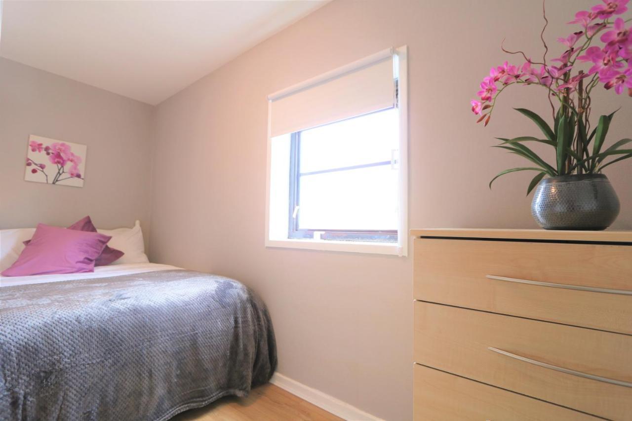 Apartment 3 Bedroom City Centre Apartment In Lauriston Place *