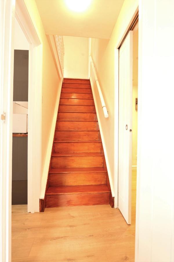Apartment 3 Bedroom City Centre Apartment In Lauriston Place Edinburgh